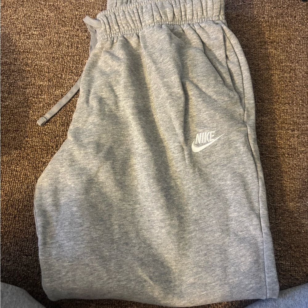 Nike Women's Gray Straight Leg Pants